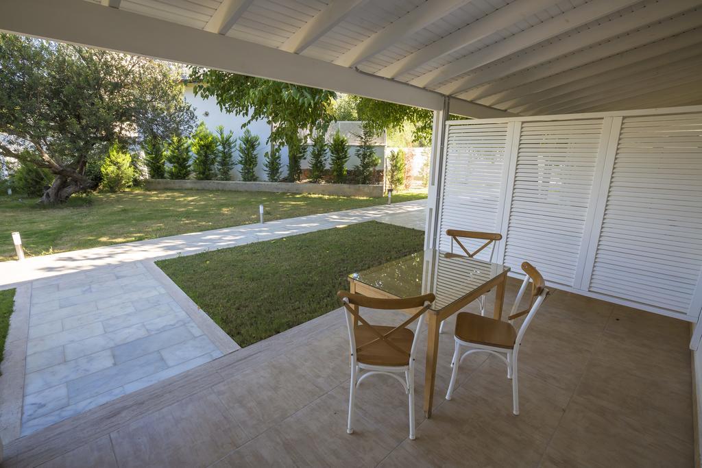 Palm Bay Beach Hotel Emecik Exterior foto